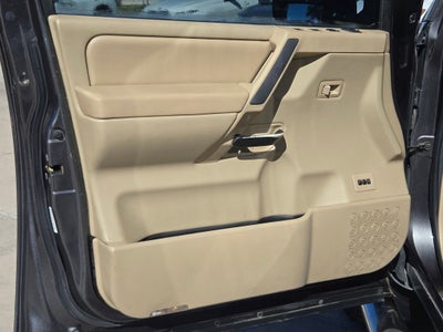 2009 Nissan Titan LE