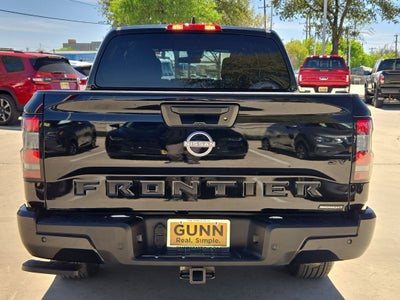 2023 Nissan Frontier Crew Cab SV