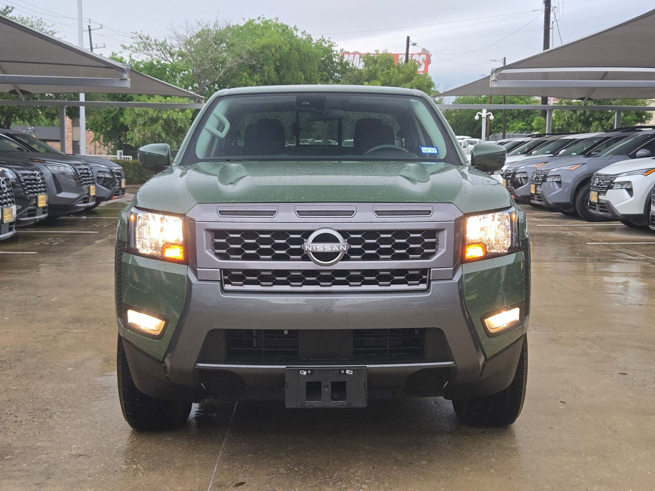 2025 Nissan Frontier SV