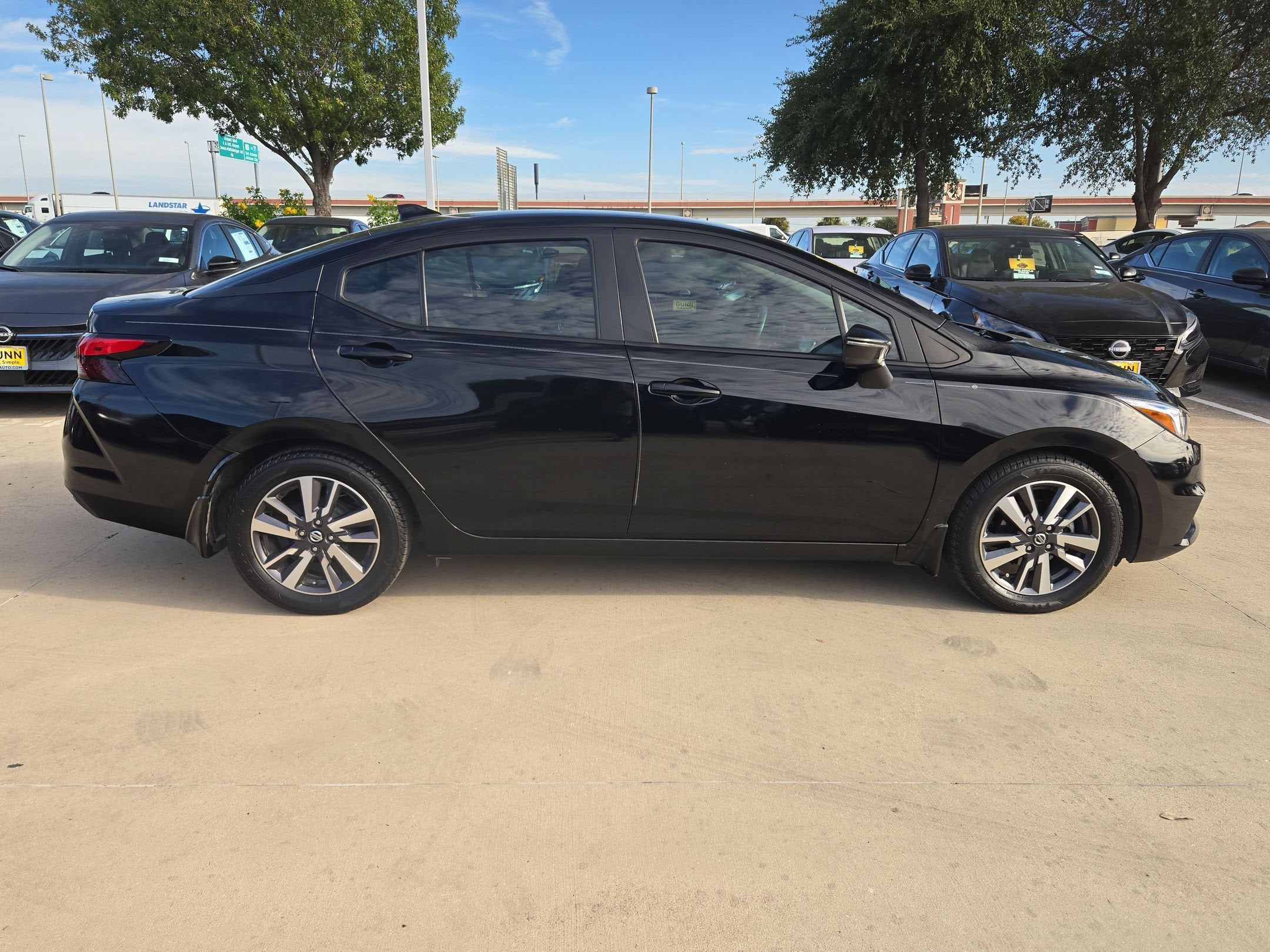 2020 Nissan Versa SV
