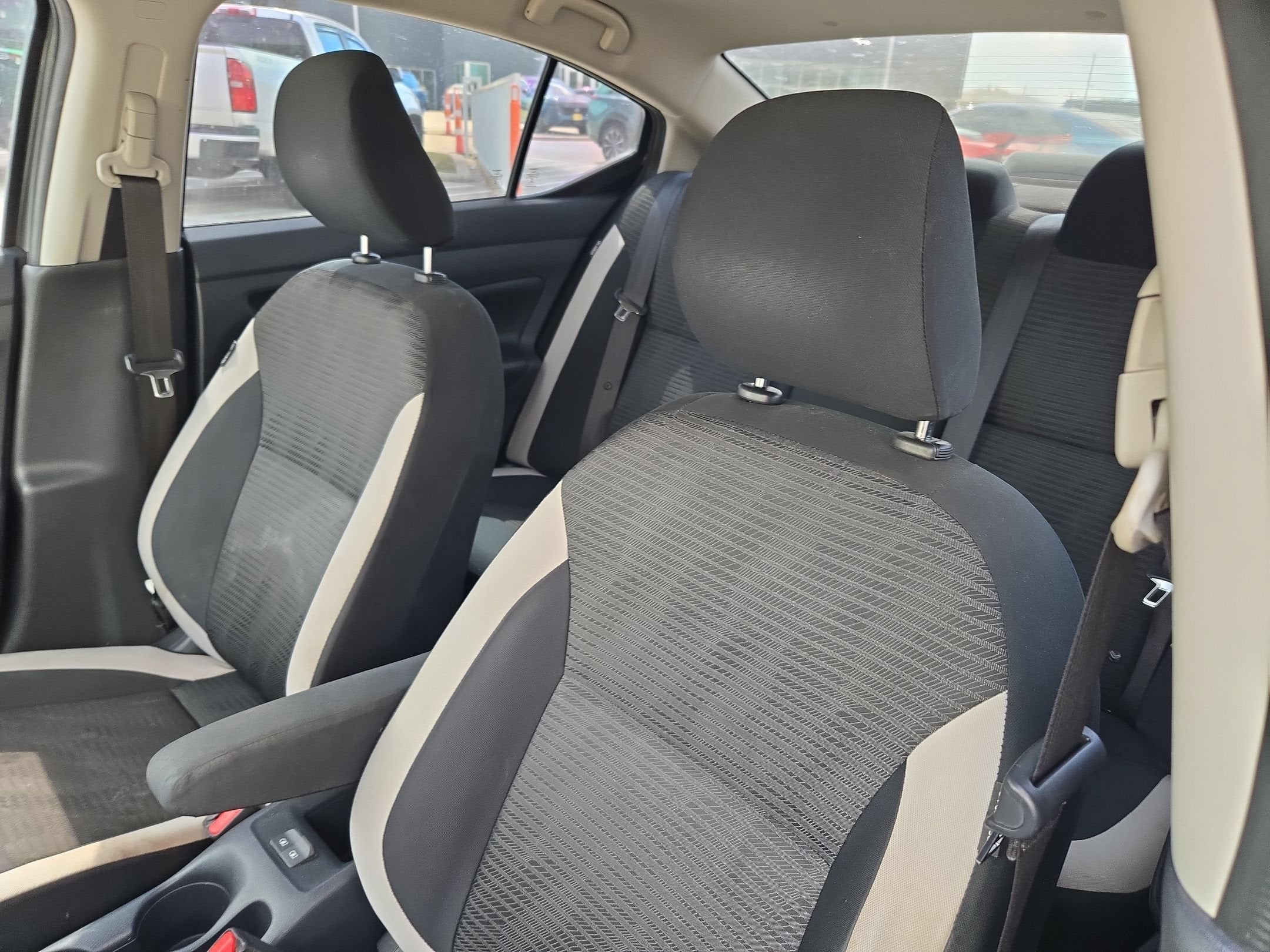 2020 Nissan Versa SV