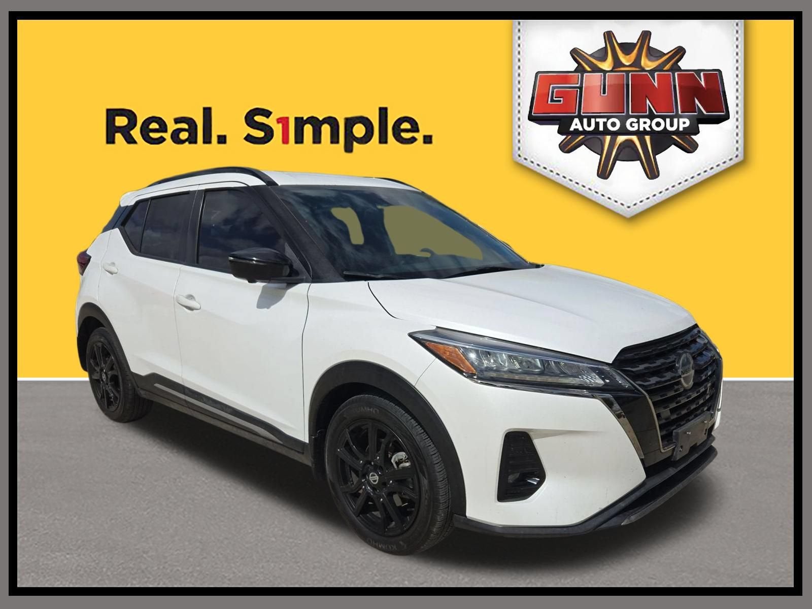2021 Nissan Kicks SR