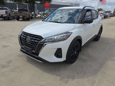 2021 Nissan Kicks SR