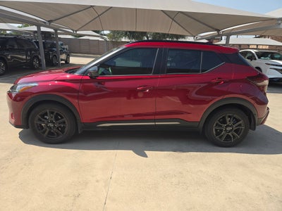 2023 Nissan Kicks SR