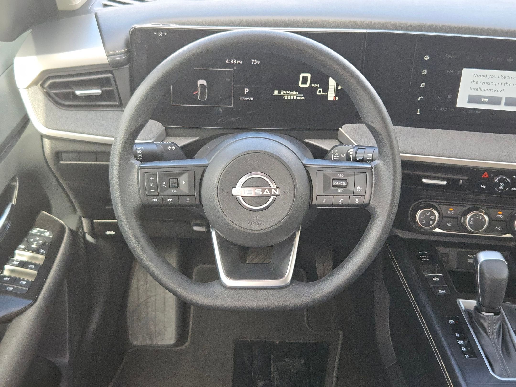 2025 Nissan Kicks SV