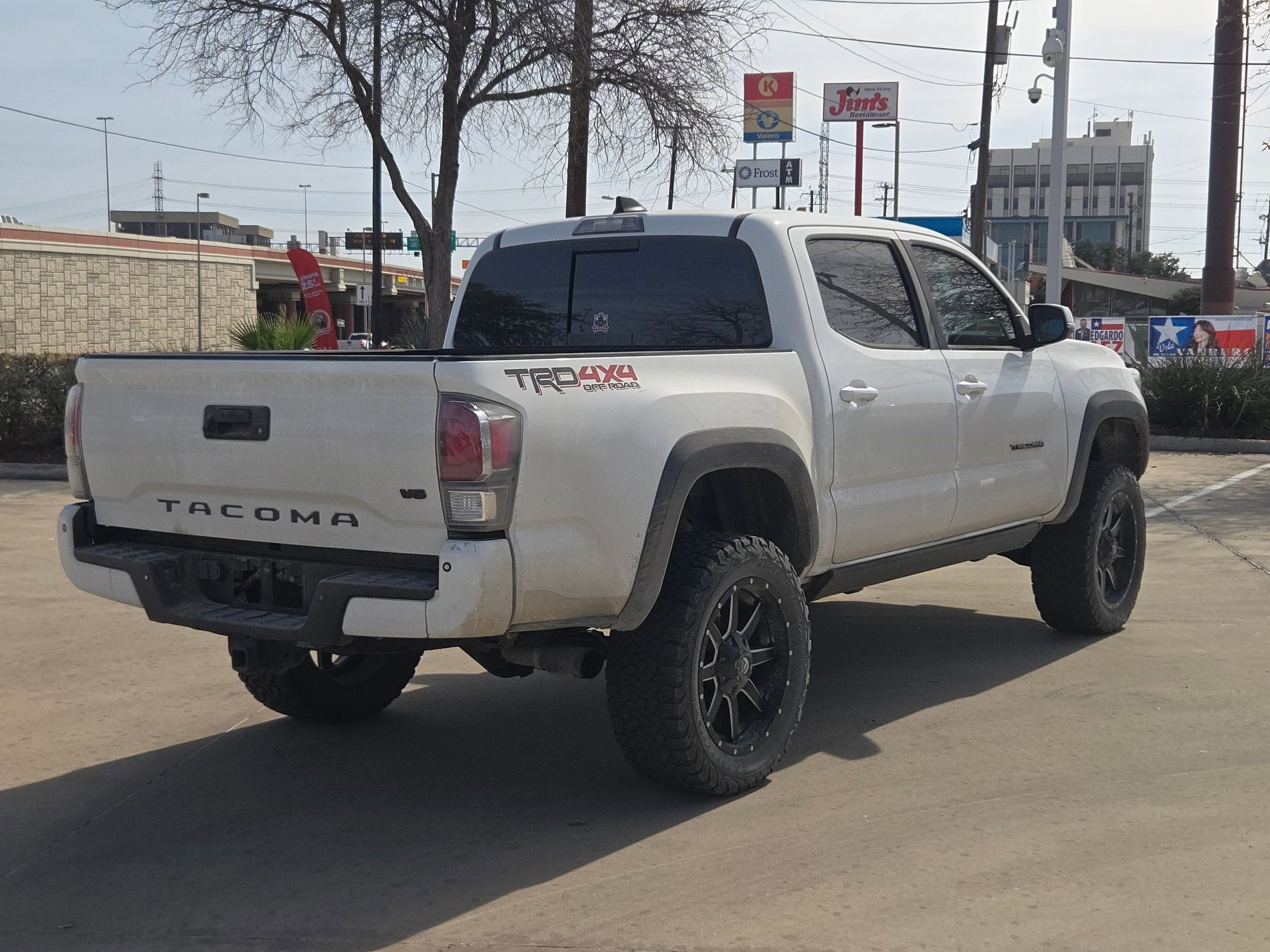 2021 Toyota Tacoma 4WD TRD OFF-ROAD 4WD