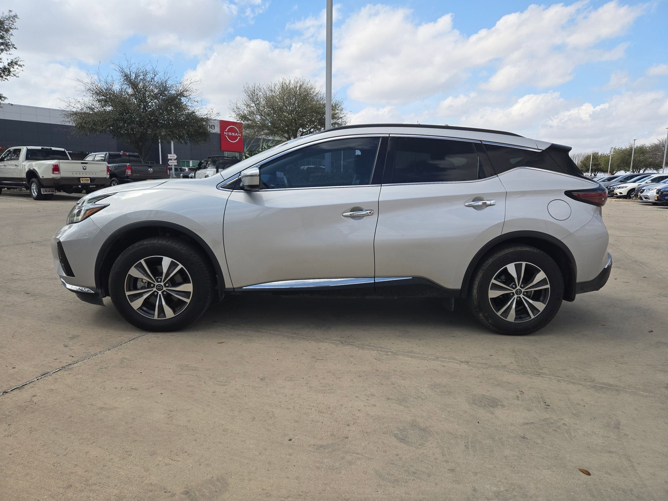 2024 Nissan Murano SV