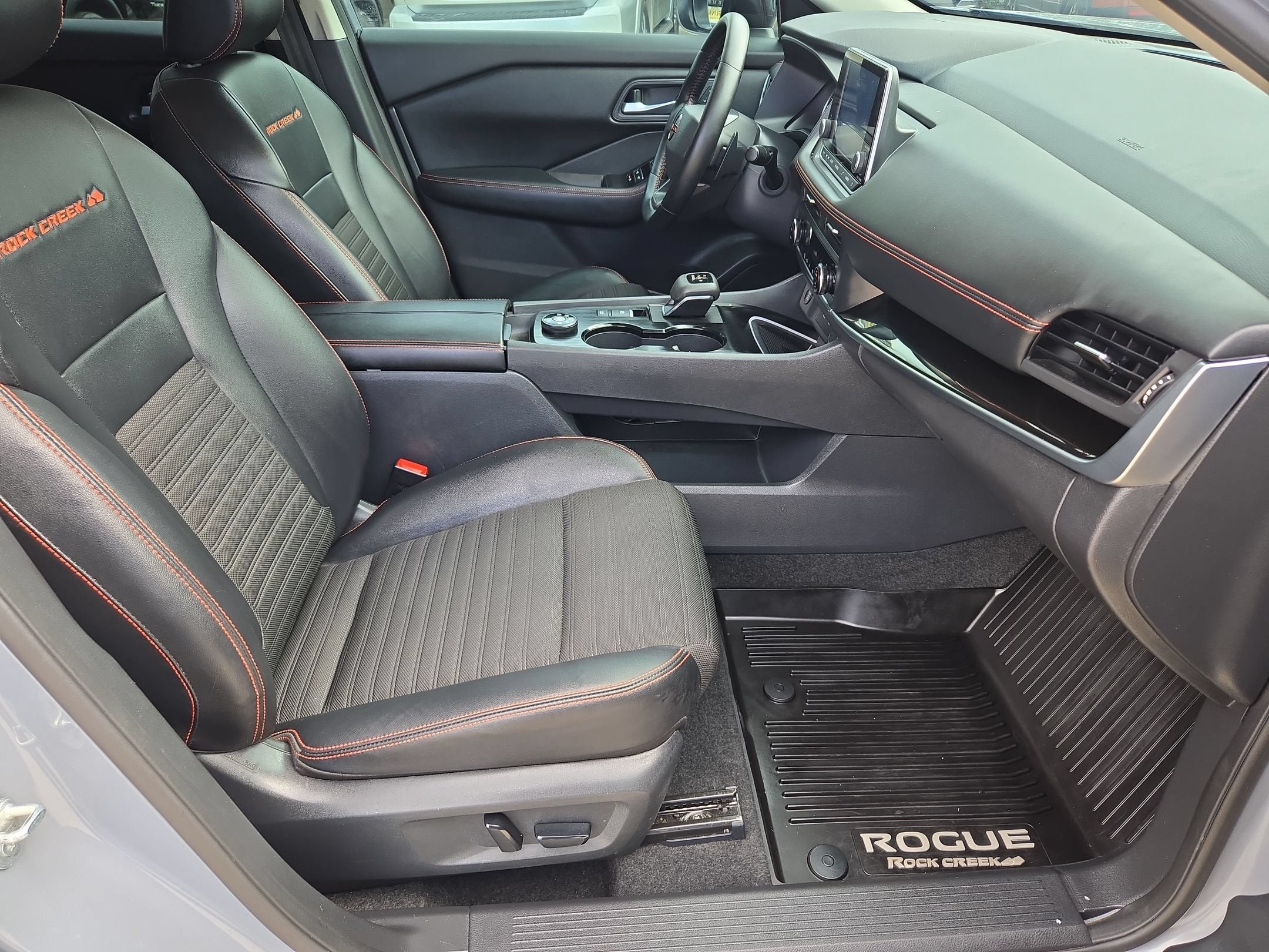 2025 Nissan Rogue Rock Creek