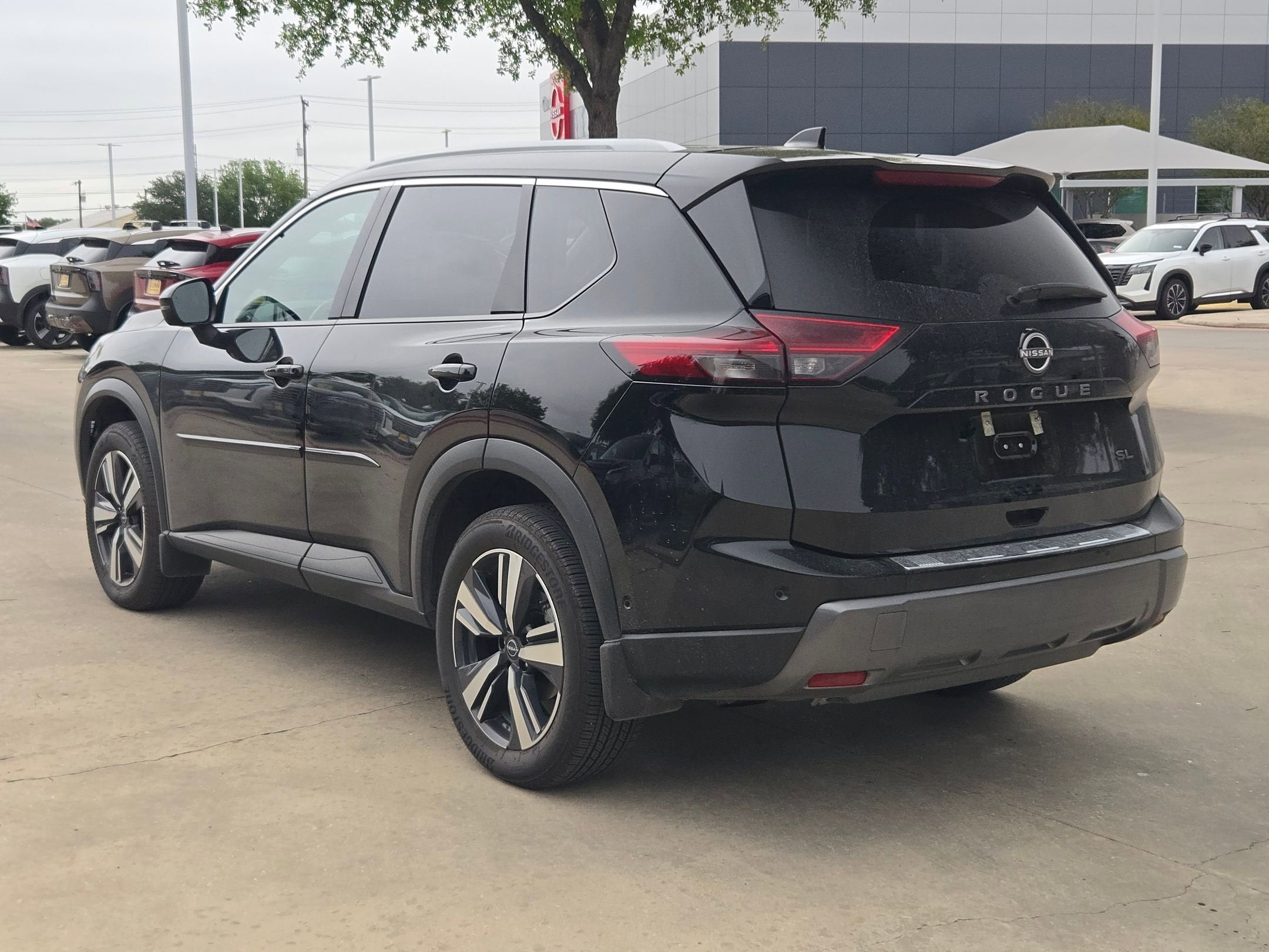 2024 Nissan Rogue SL