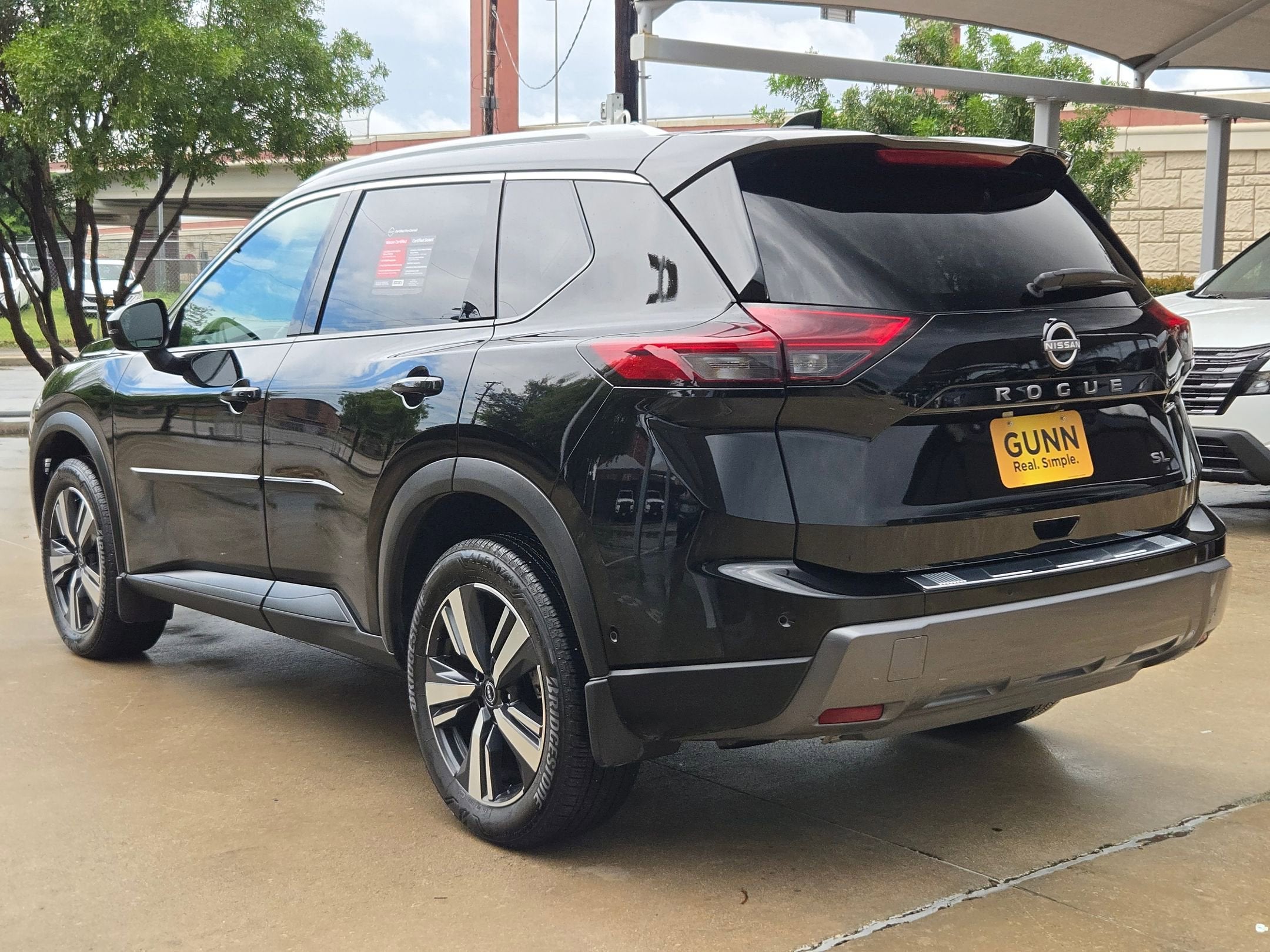 2024 Nissan Rogue SL