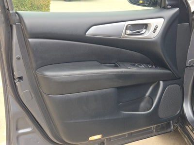 2020 Nissan Pathfinder SL