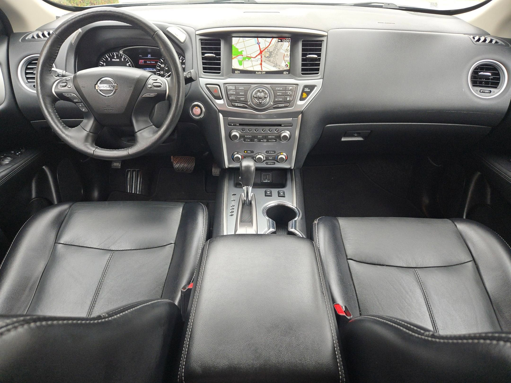 2020 Nissan Pathfinder SL