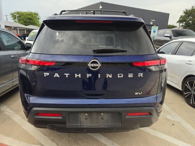 2022 Nissan Pathfinder SV
