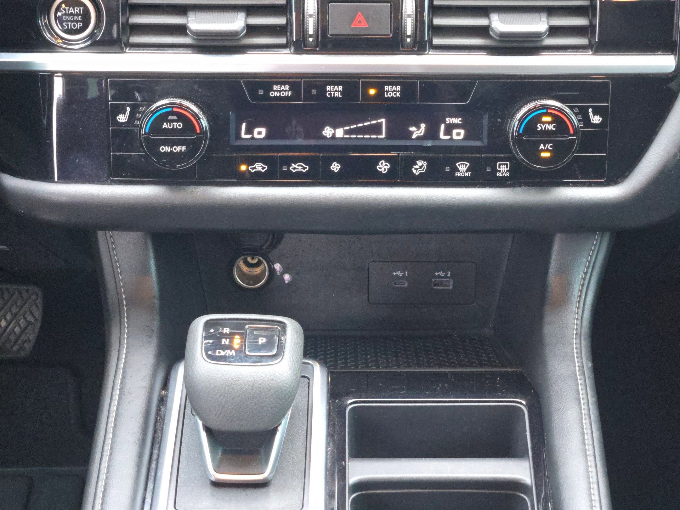 2023 Nissan Pathfinder SV