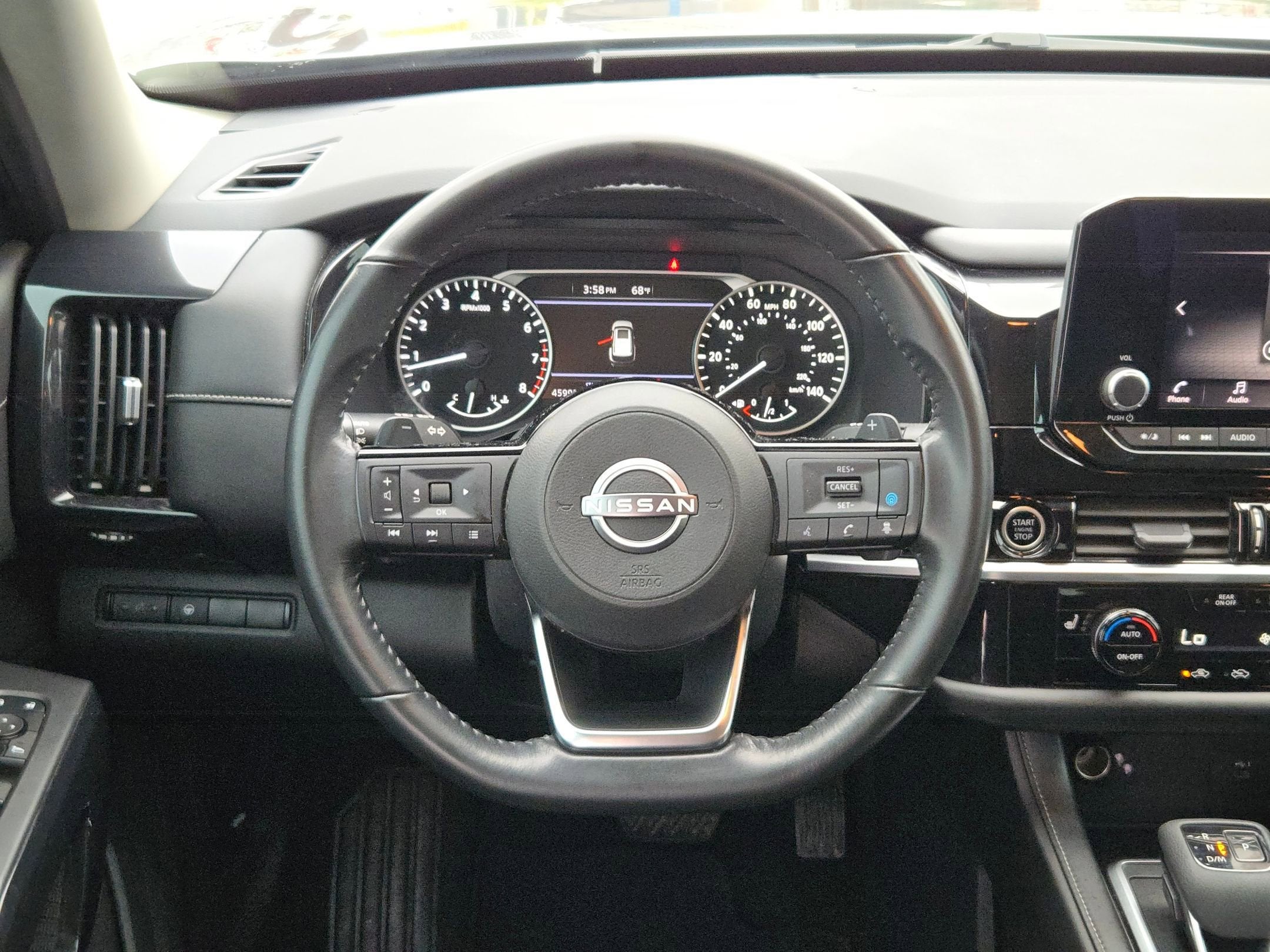 2023 Nissan Pathfinder SV