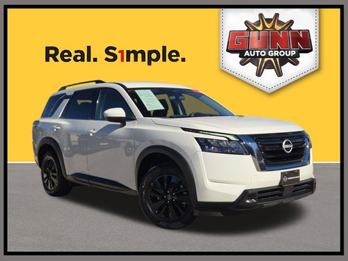 2025 Nissan Pathfinder SV