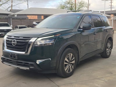 2024 Nissan Pathfinder SL
