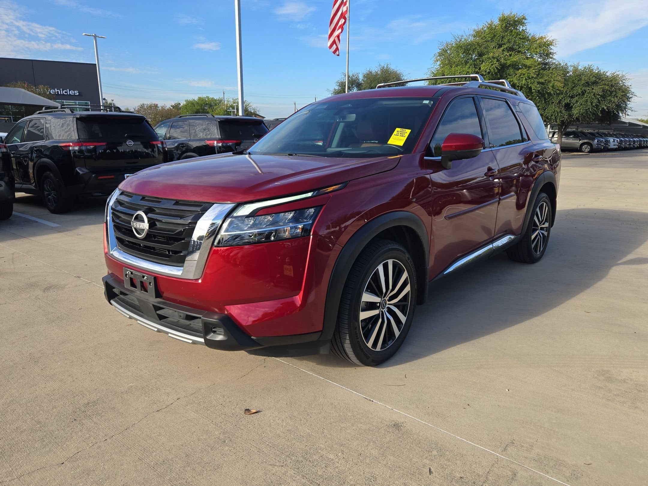 2024 Nissan Pathfinder Platinum