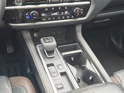 2024 Nissan Pathfinder Platinum
