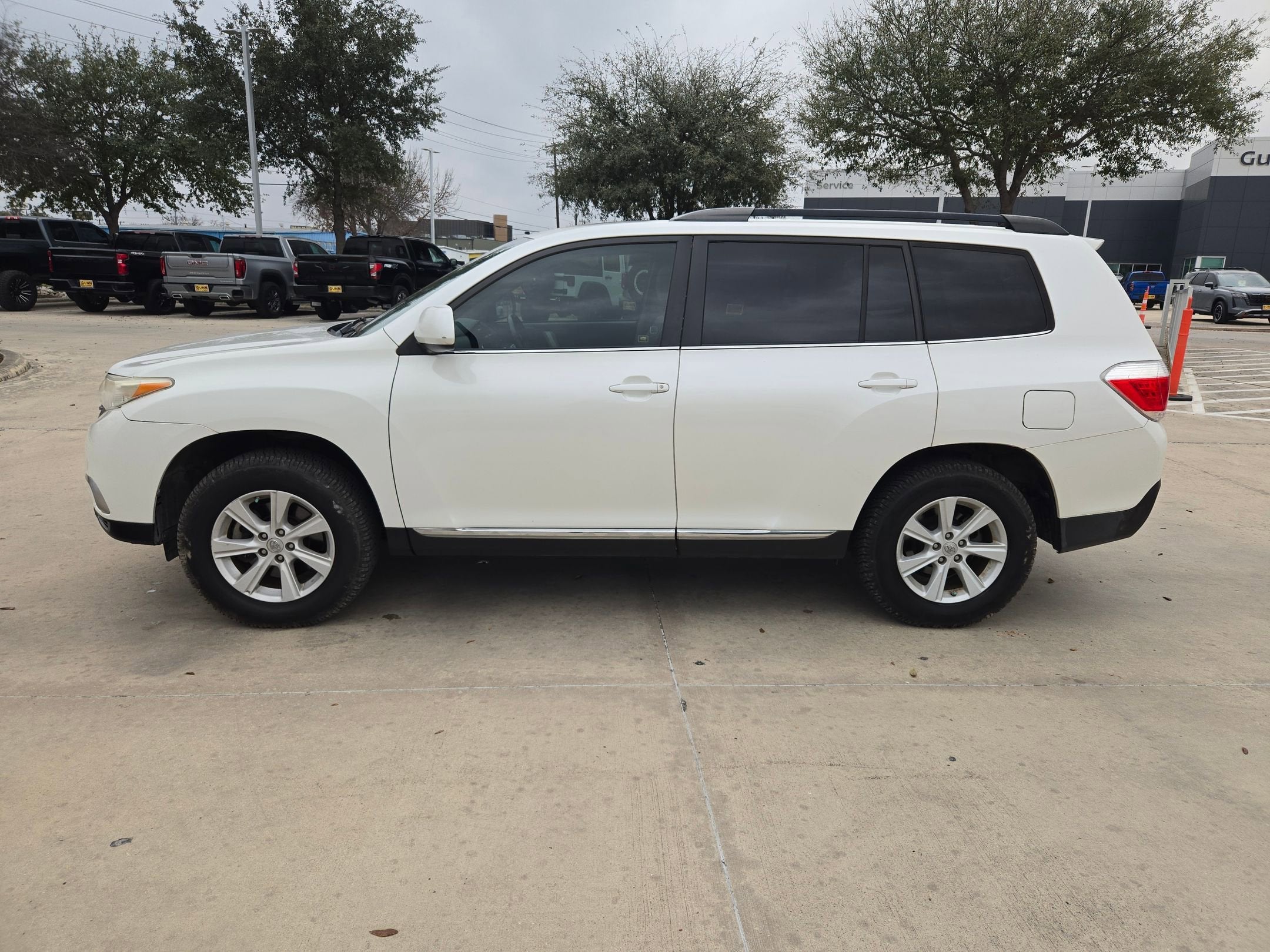 2012 Toyota Highlander SE