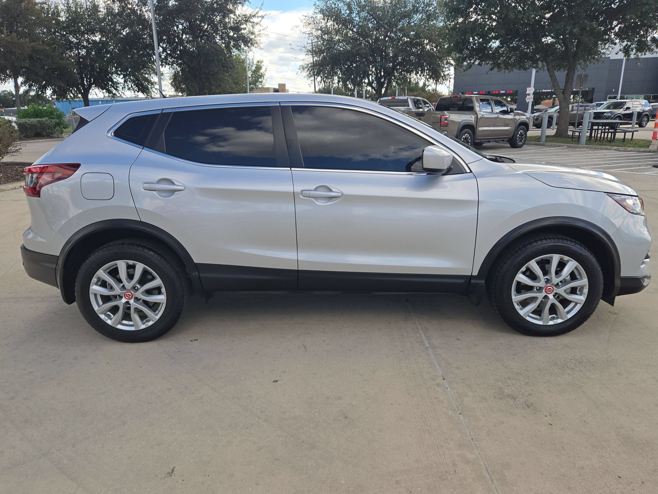 2021 Nissan Rogue Sport S