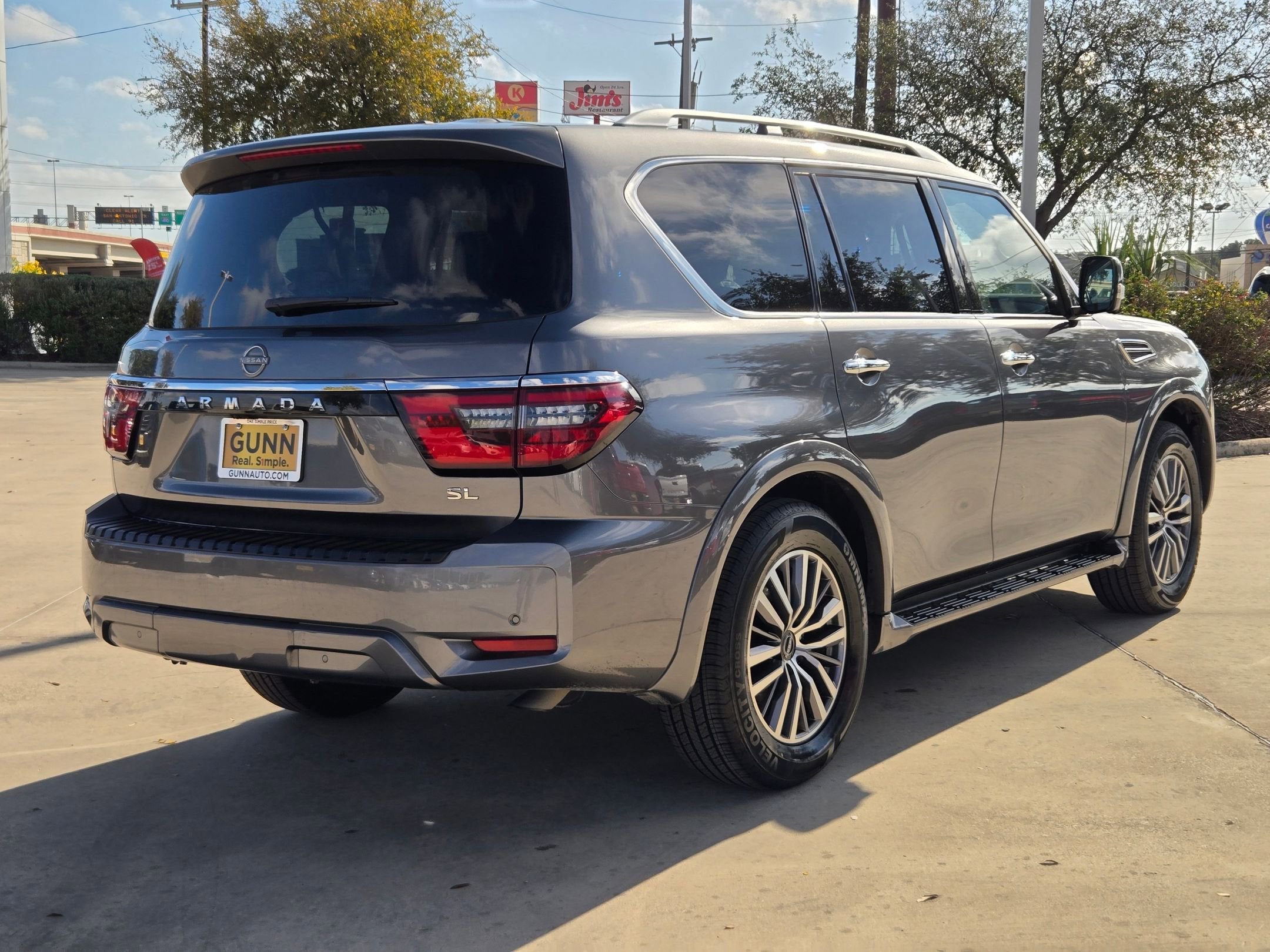 2024 Nissan Armada SL