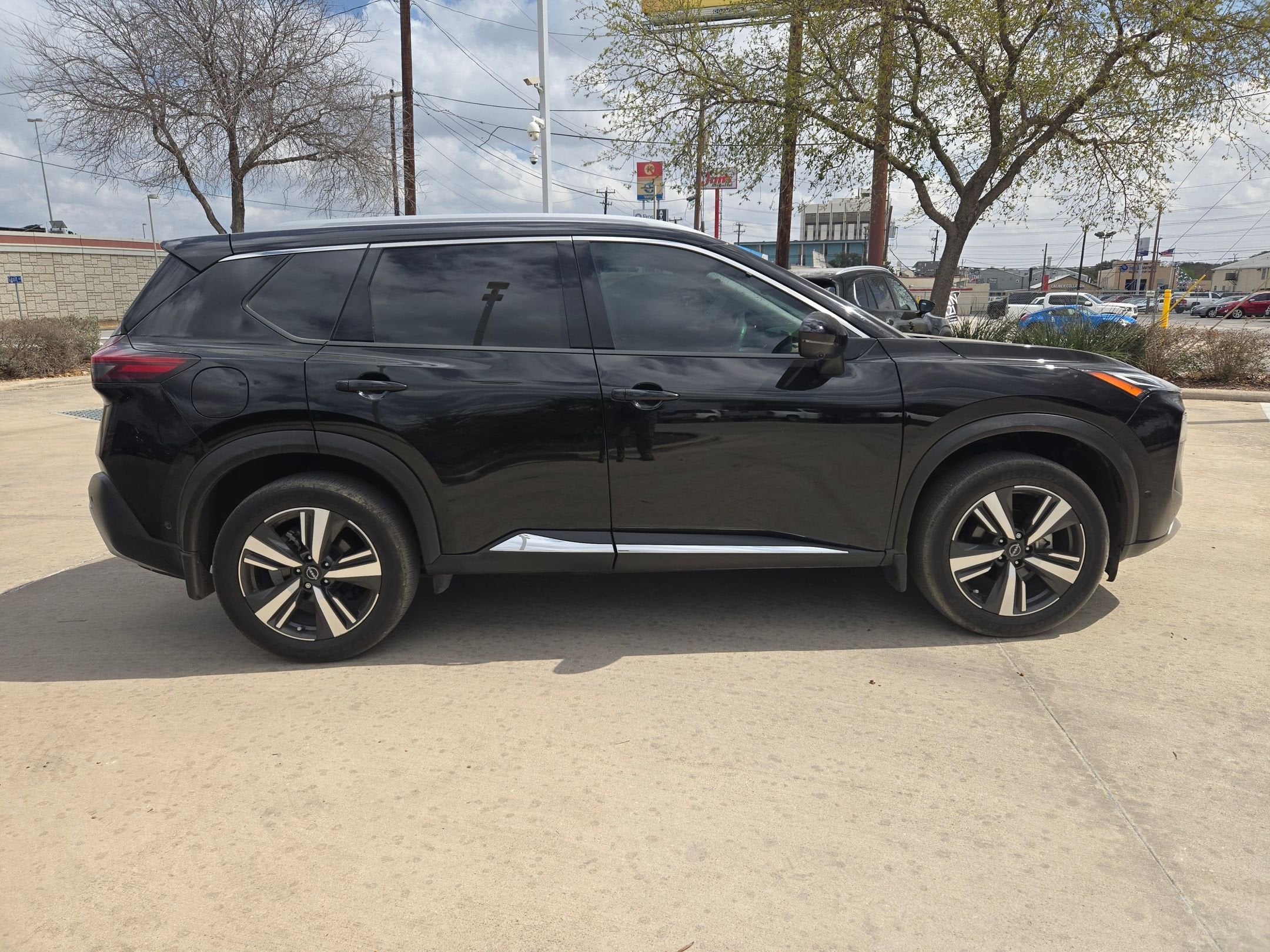 2023 Nissan Rogue Platinum