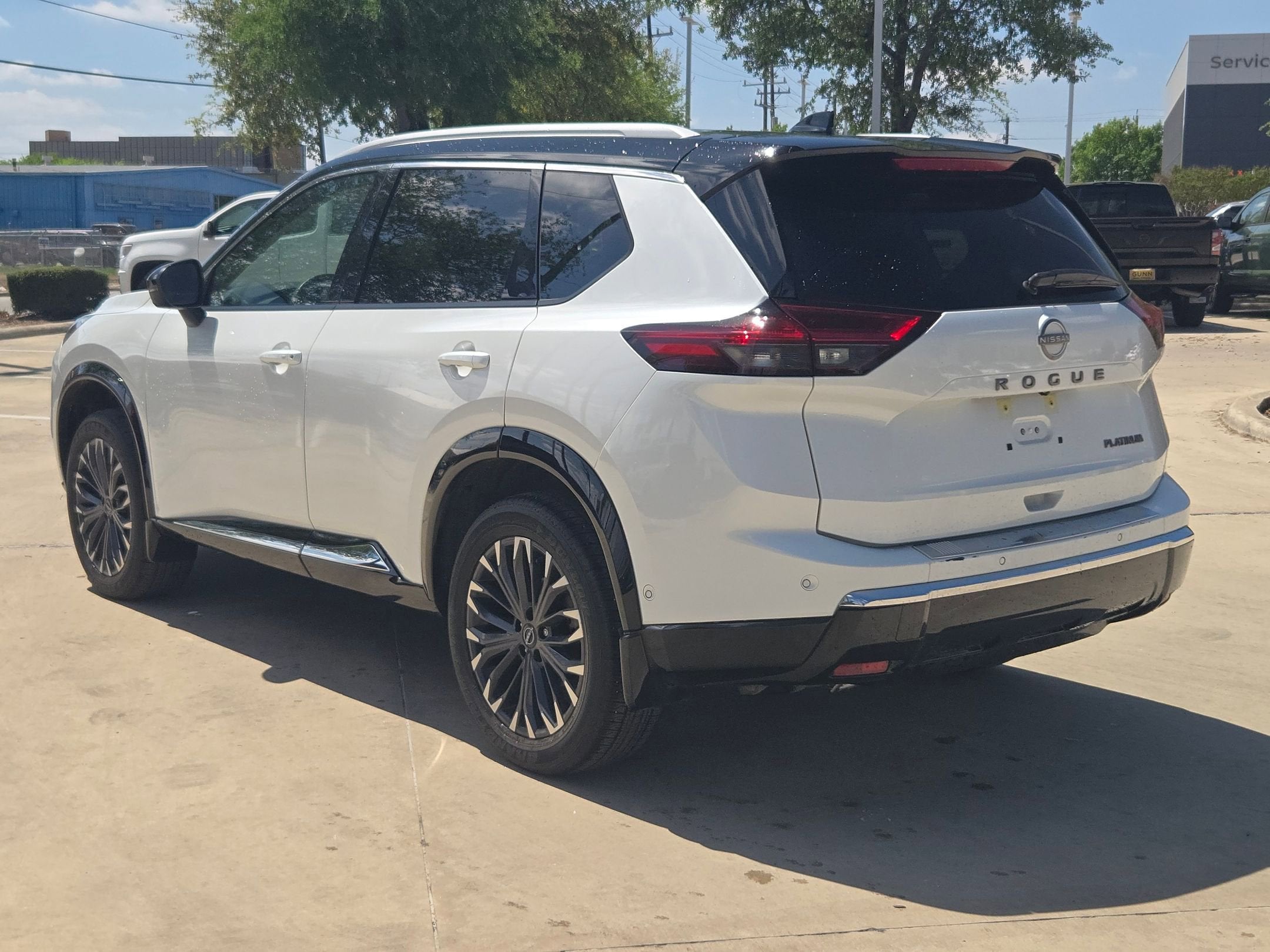2024 Nissan Rogue Platinum