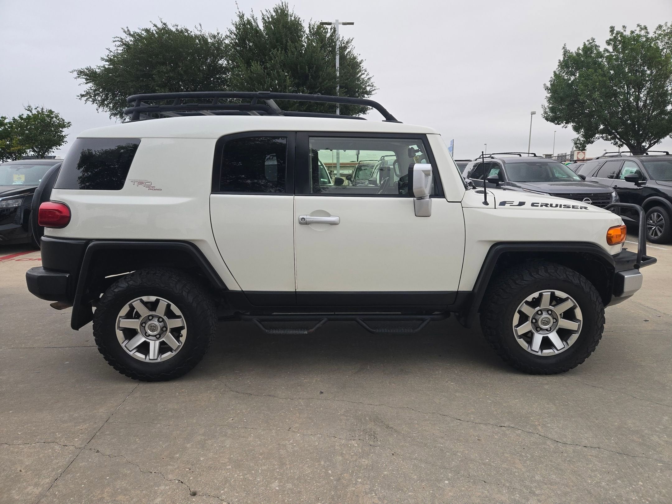 2014 Toyota FJ Cruiser BASE