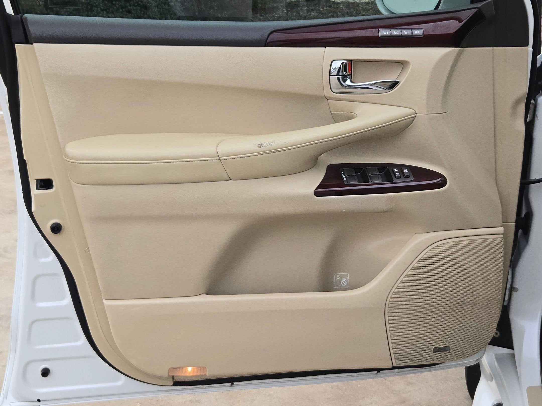 2014 Lexus LX 570 4WD 4dr