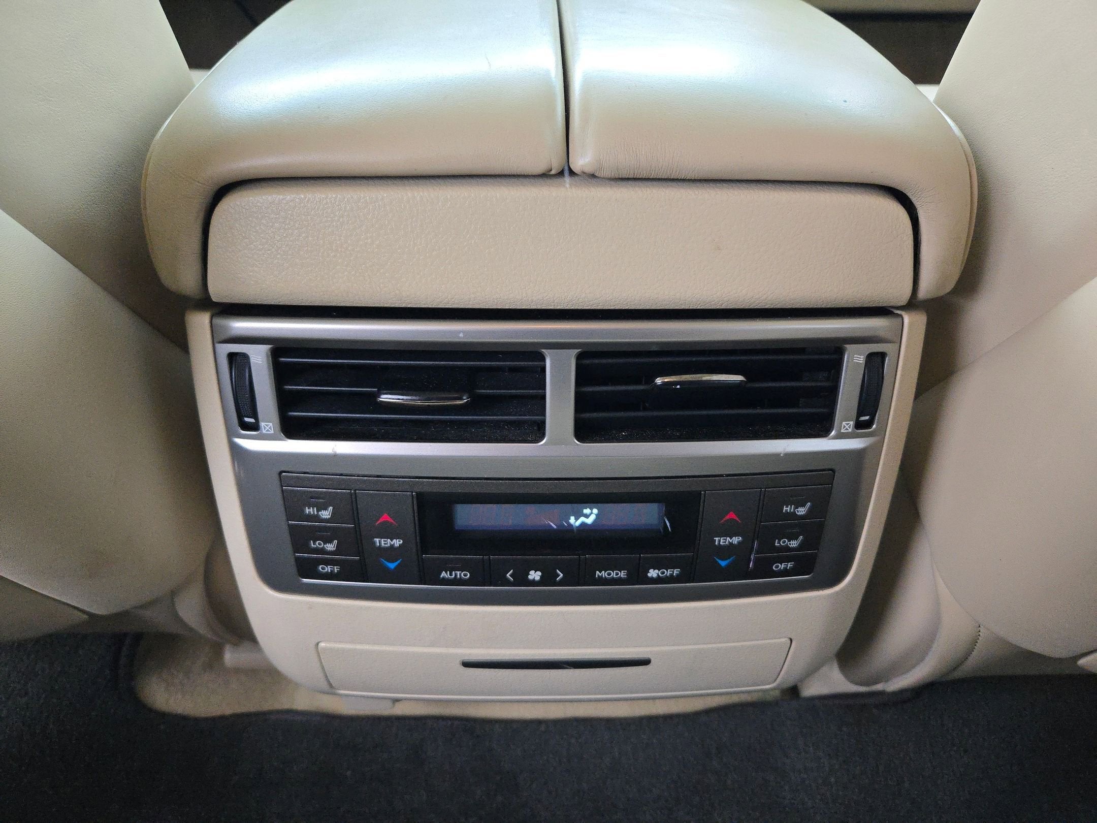 2014 Lexus LX 570 4WD 4dr