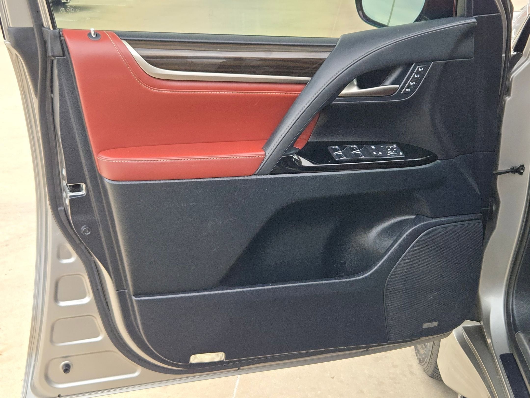 2016 Lexus LX 570 4WD 4dr