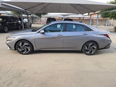 2025 Hyundai Elantra Limited