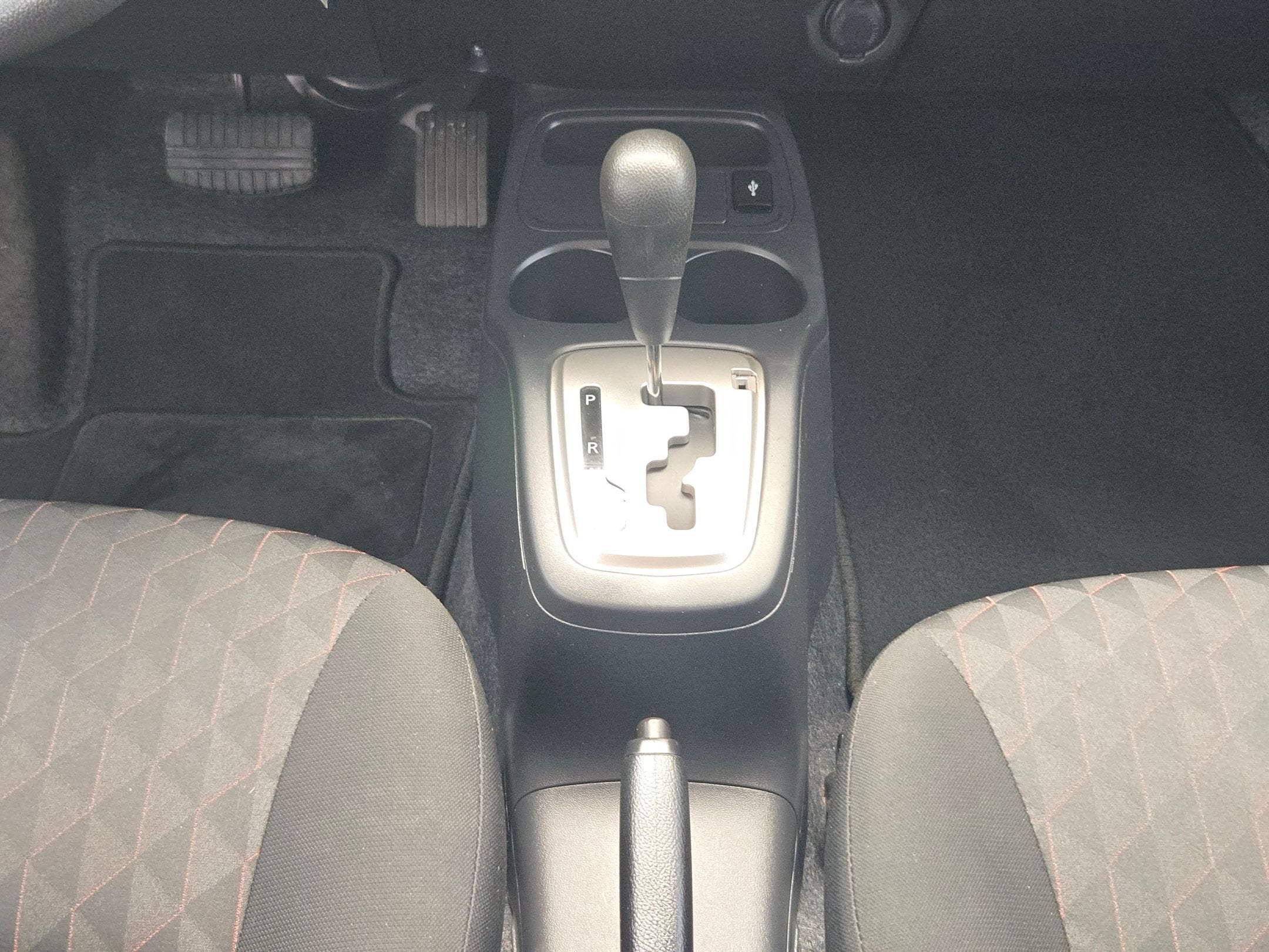 2022 Mitsubishi Mirage ES
