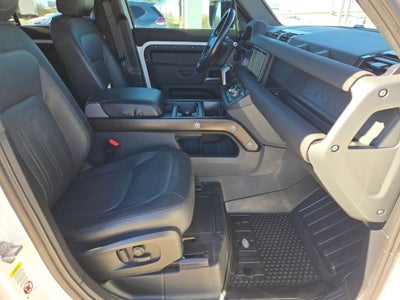 2022 Land Rover Defender X-Dynamic SE