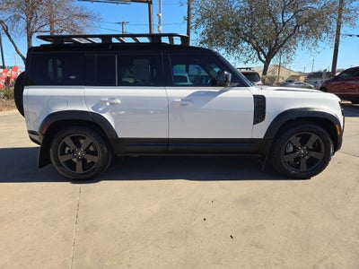 2022 Land Rover Defender X-Dynamic SE